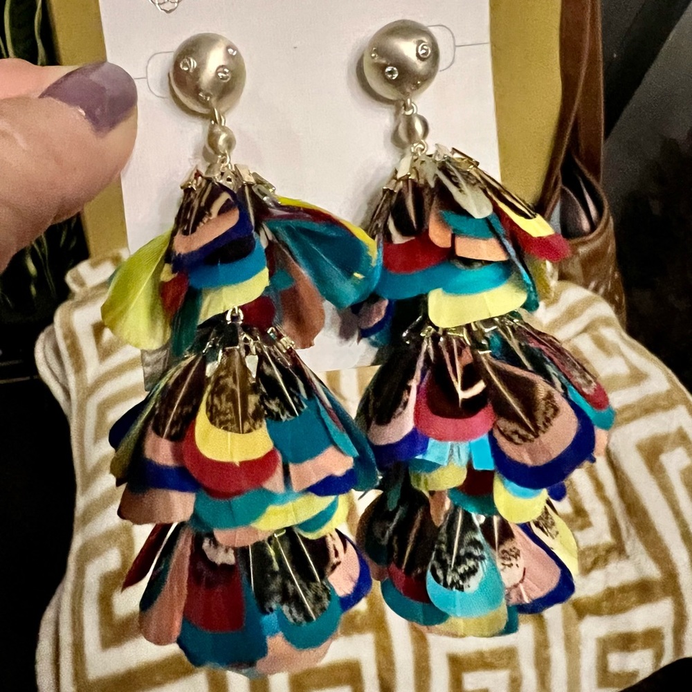 Kendra Scott Lenni Multi-colored feather earrings. NWOT.